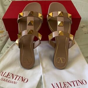 Valentino Garavani Sandals